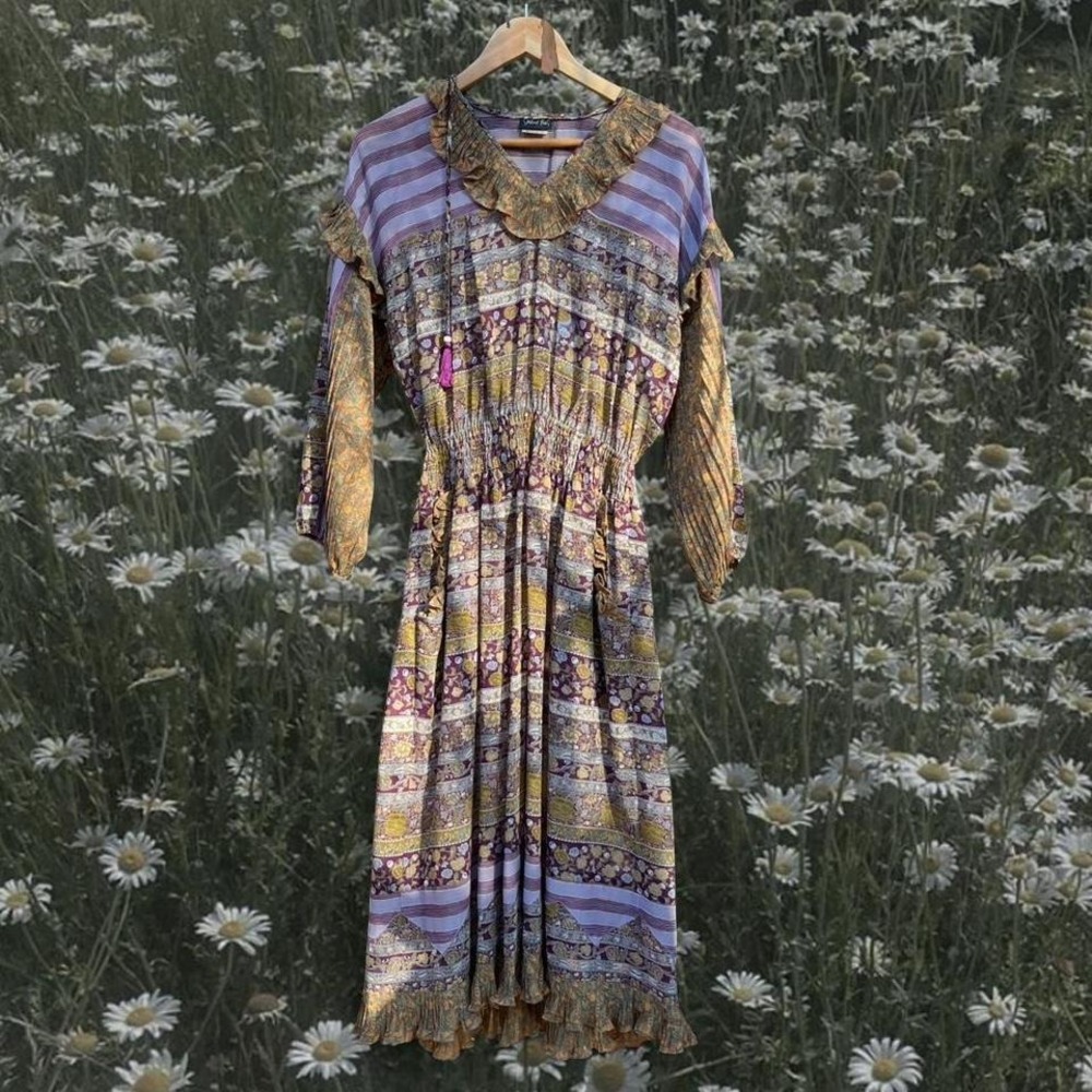 VTG Gorgeous sheer Diane Freis 80s dress with paisley floral hippie style boho
